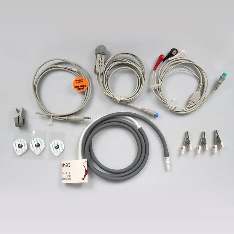 VK6 with mounting accessories and Type-C cable